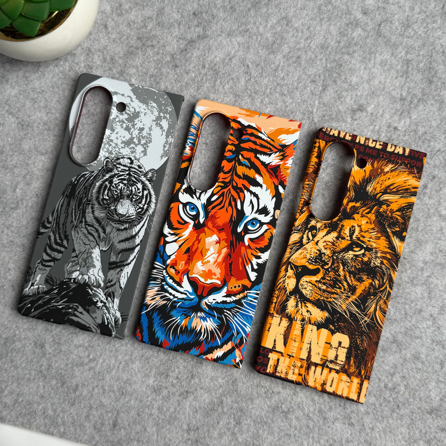 Samsung Galaxy Z Fold 5 Carbon Fiber Texture Tiger Lion Design Hard Pc MagSafe Case Cover