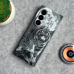 Samsung Galaxy Z Fold 5 Carbon Fiber Texture Tiger Lion Design Hard Pc MagSafe Case Cover