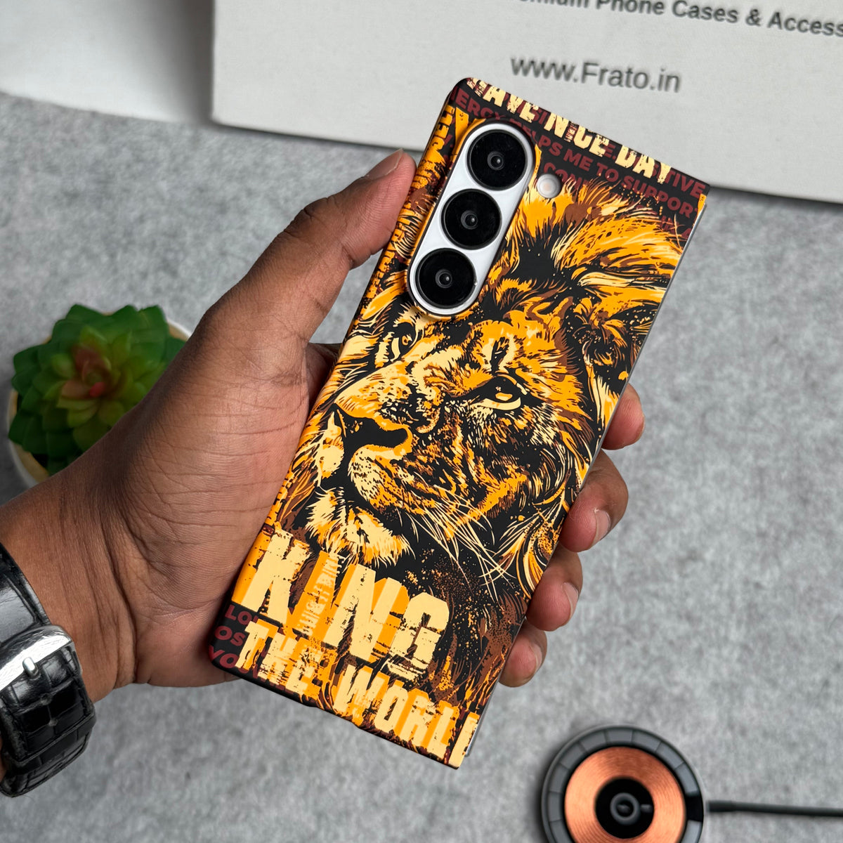 Samsung Galaxy Z Fold 5 Carbon Fiber Texture Tiger Lion Design Hard Pc MagSafe Case Cover