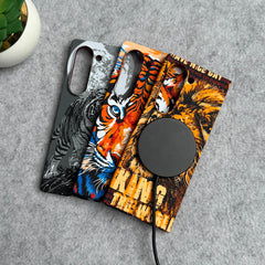Samsung Galaxy Z Fold 5 Carbon Fiber Texture Tiger Lion Design Hard Pc MagSafe Case Cover