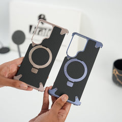 FRATO Aeroflex Metal Galaxy S26 Ultra Carbon Texture Frameless Metal Kickstand Case