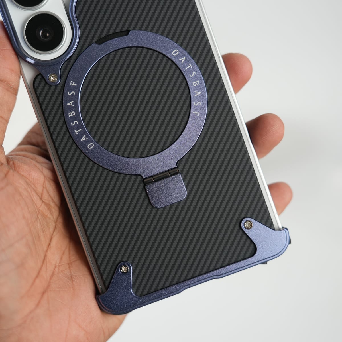 FRATO Aeroflex Metal Galaxy S26 Ultra Carbon Texture Frameless Metal Kickstand Case