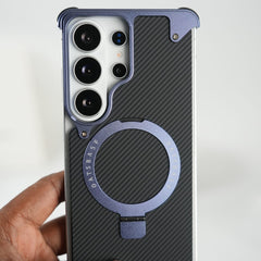FRATO Aeroflex Metal Galaxy S26 Ultra Carbon Texture Frameless Metal Kickstand Case