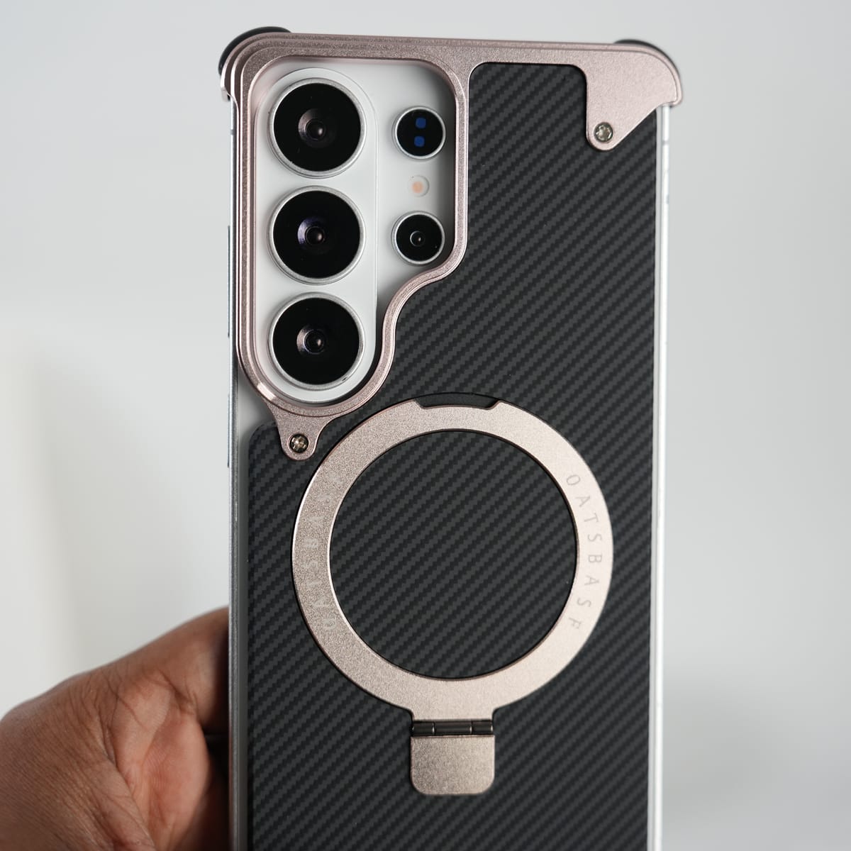 FRATO Aeroflex Metal Galaxy S26 Ultra Carbon Texture Frameless Metal Kickstand Case
