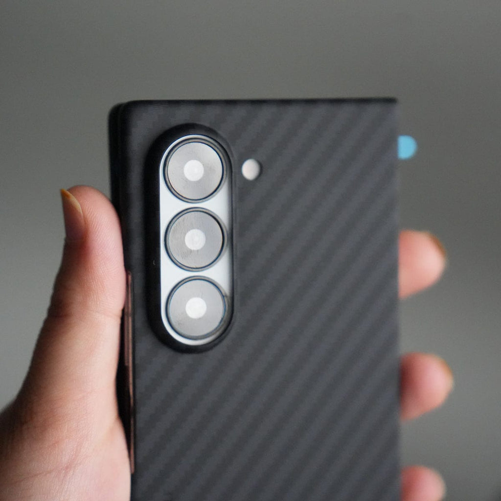 Galaxy Z Fold 7 Carbon Fiber Slim Case | Ultra-Thin Lightweight Protective Cover