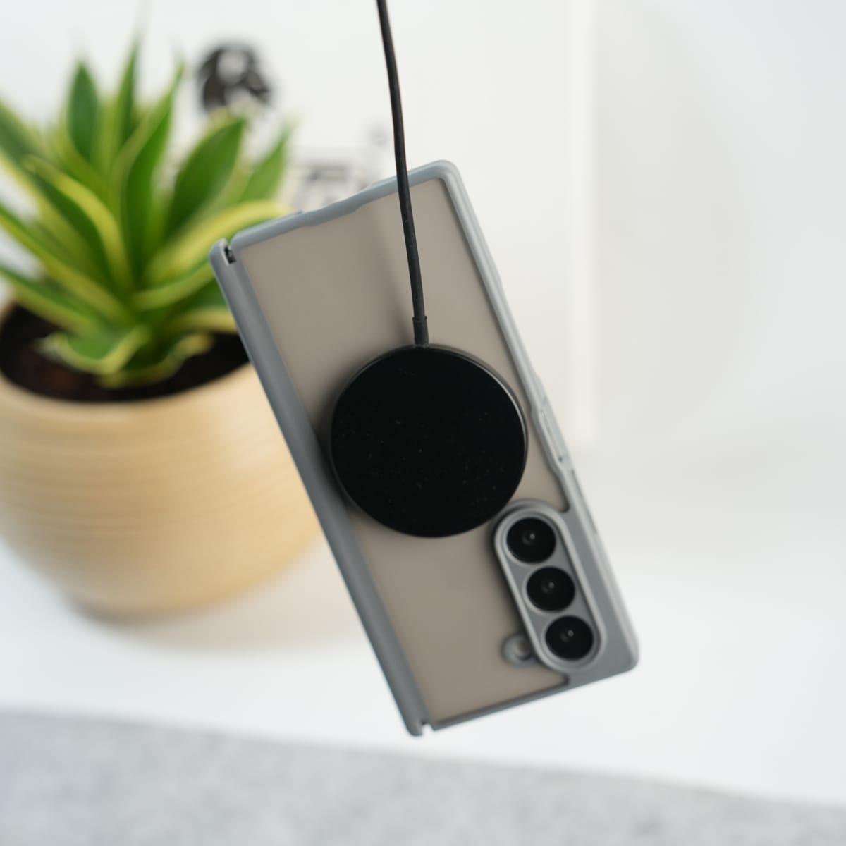 FRATO Fold 7 Collection Galaxy Z Fold 7 Magnetic Frosted Armor Case