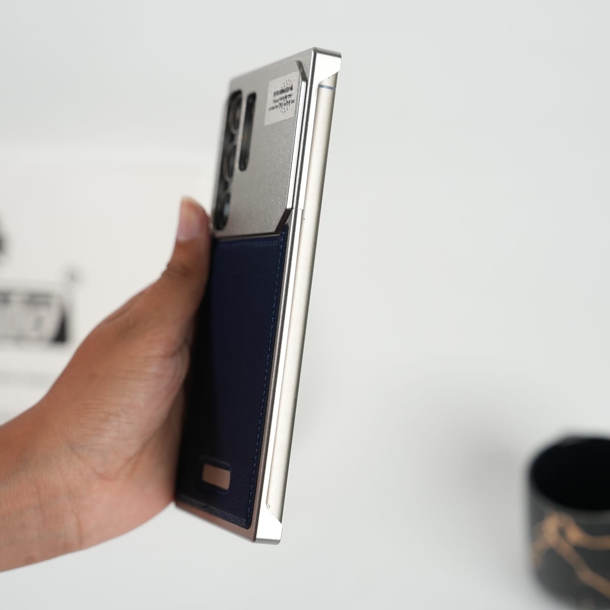 FRATO Galaxy Ultra Series Galaxy Ultra Series Premium Metallic Aeroflex Aluminium Stitch Leather Case