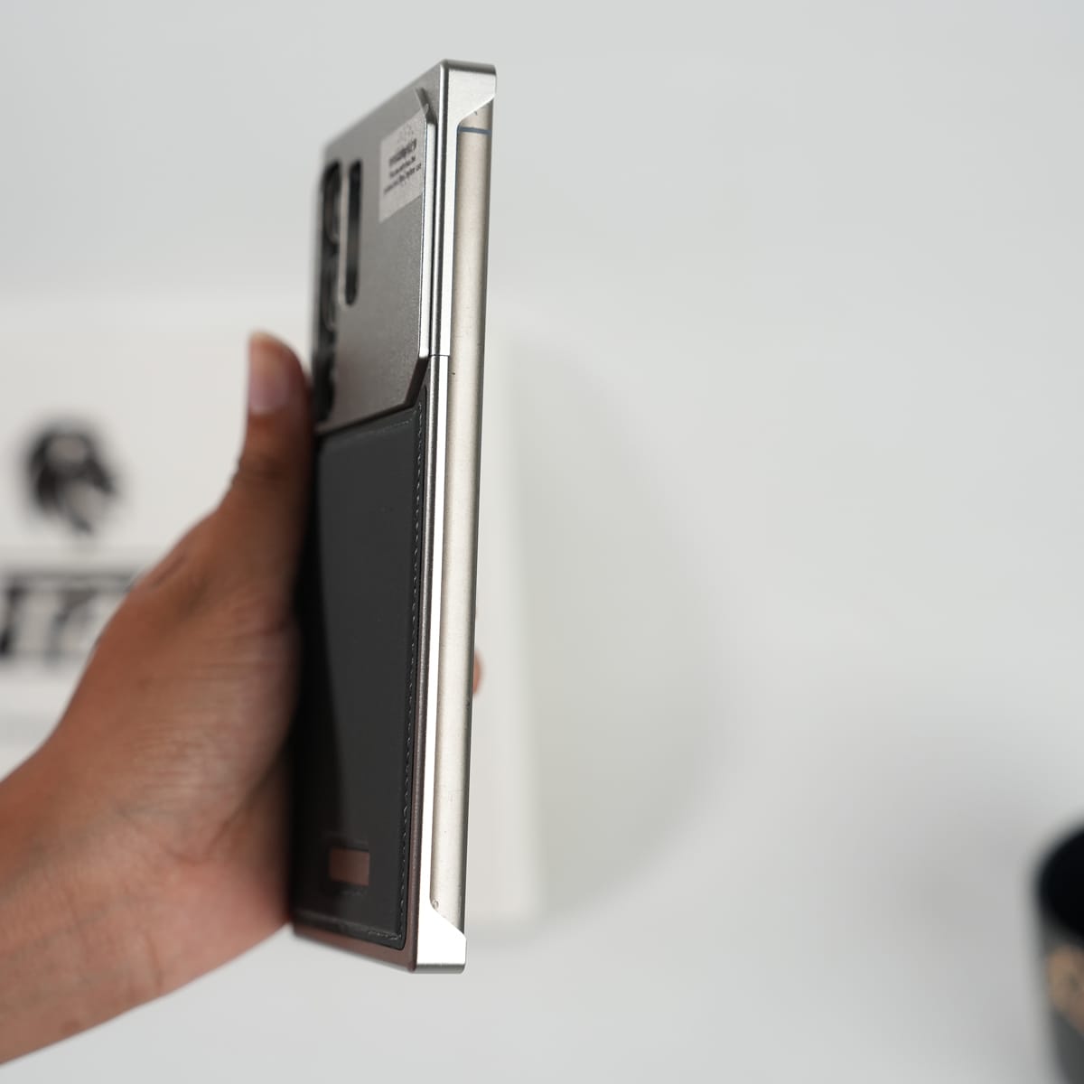 FRATO Galaxy Ultra Series Galaxy Ultra Series Premium Metallic Aeroflex Aluminium Stitch Leather Case