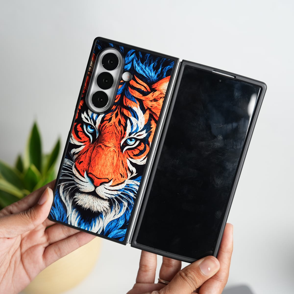 FRATO Samsung Z Fold 7 Glass Galaxy Z Fold Series Tiger Face Chrome Armor Case